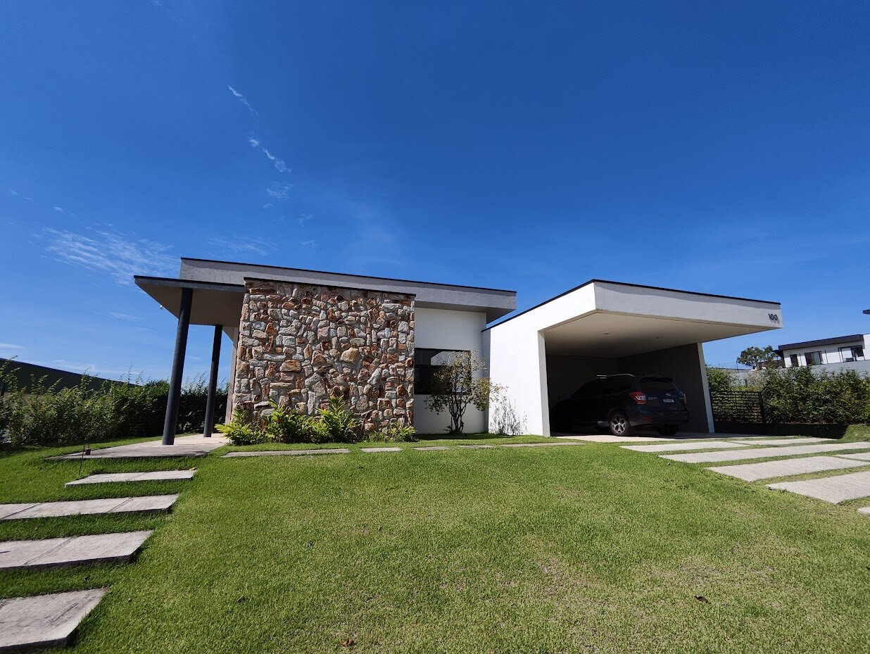 Residência em Monolite