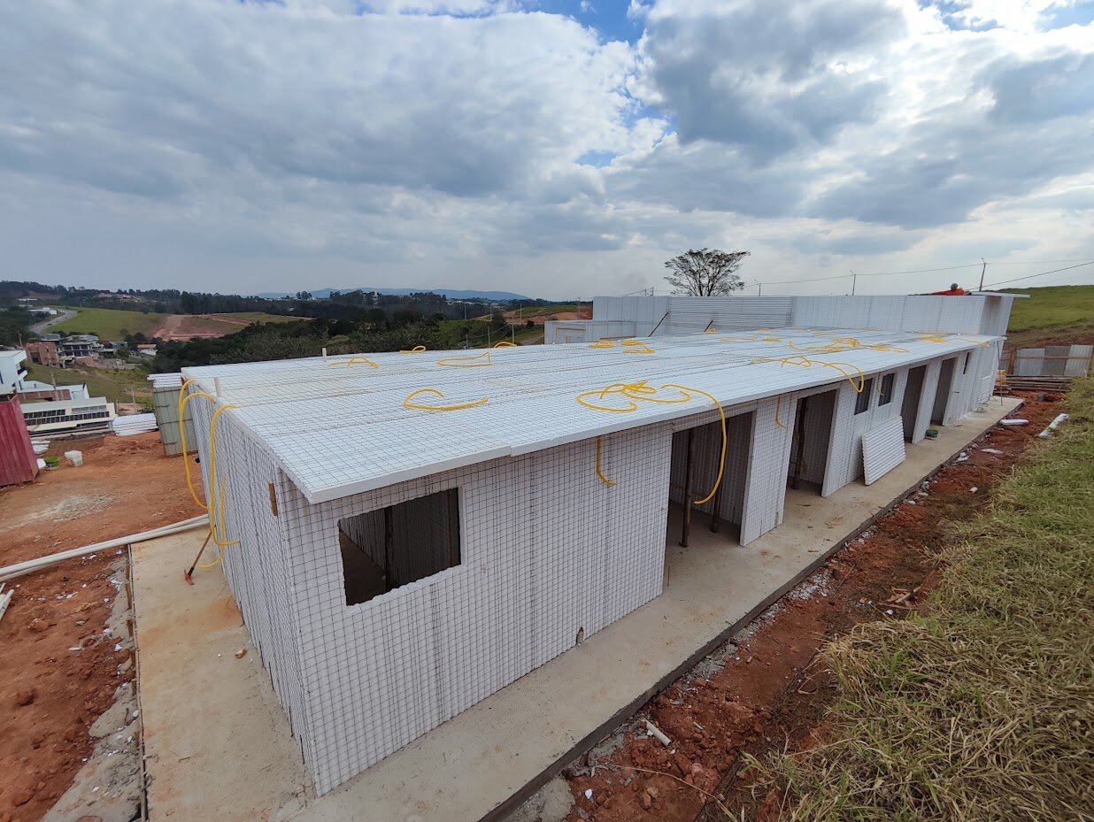 Residência 100% em Monolite
